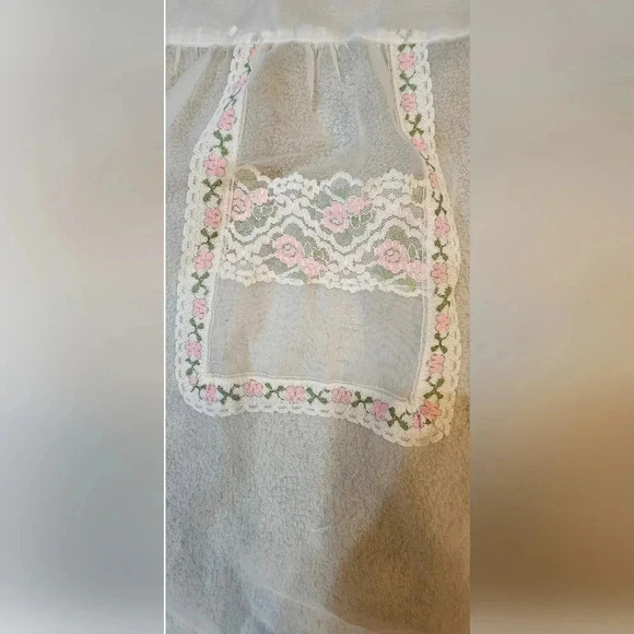 Handmade Vintage Sheer Delicate Apron​​​​​ - Picture 2 of 3